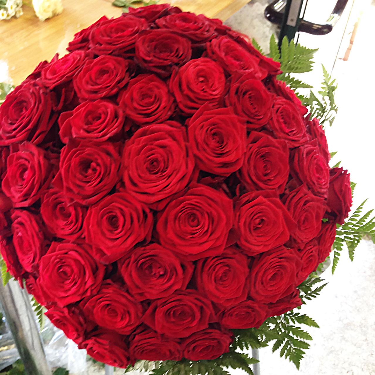 Bouquet 50 Rose Rosse Piante Fiori Lachiesetta